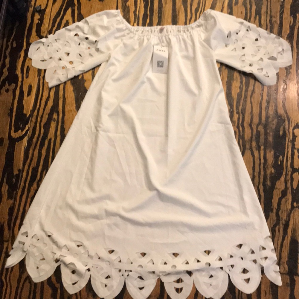 NWT off the shoulder white Zaful shift dress